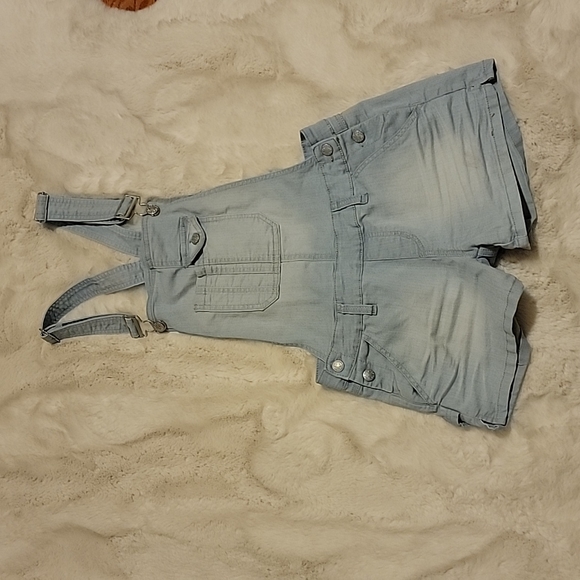Rue 21 Lightwash Jean Shortalls 7/8 - Picture 1 of 2